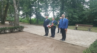 Samorządowcy z Wolsztyna uczcili pamięć ofiar II wojny światowej