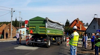 Czy skrzyżowanie w Mochach jest bezpieczne i dlaczego nie?