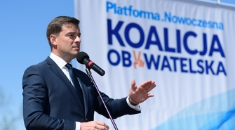 Rusiecki wkracza do powiatu?