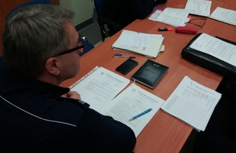 Dzielnicowi blisko mieszkańców. Odprawa Komendanta z dzielnicowymi