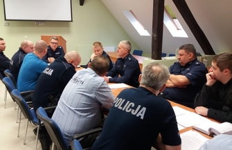 Dzielnicowi blisko mieszkańców. Odprawa Komendanta z dzielnicowymi