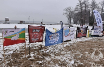 Nie straszny im mróz ani zimna woda. III Zlot Morsów w Sławie za nami