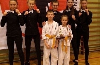 Sukcesy dzieci z Wijewa w turnieju karate w Kaszczorze