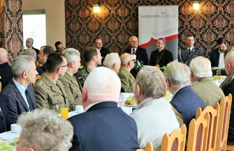 Małgorzata Gośniowska - Kola i Krzysztof Rękoś odebrali medale Pro Patria