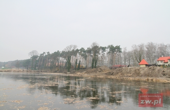 Prace przy budowie nowej plaży w Sławie idą pełną parą