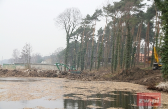 Prace przy budowie nowej plaży w Sławie idą pełną parą