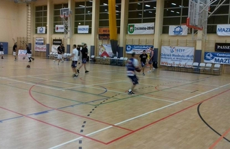 Porażka z liderem i punkty za walkower. WSTK coraz bliżej baraży