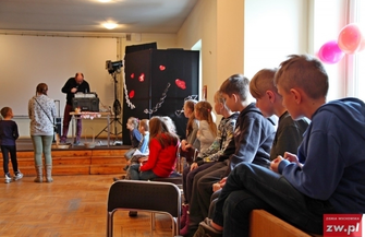 Kraina wyobraźni quizy gry i zabawy czyli 3 dzień ferii w Sławie