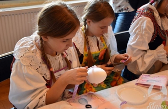 Pomalowali i usmażyli jajka