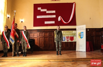 Nadanie awansów uczniom klas mundurowych