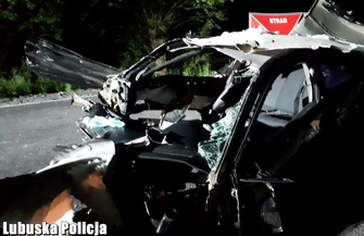 Trzy osoby nie żyją. Kierowca hondy mijał wracającego do Wschowy komendanta policji