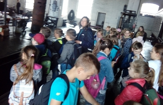 Wycieczki kształcą