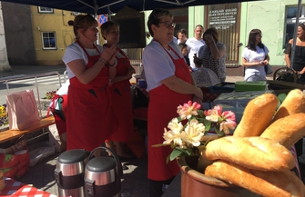 Sława jak Paryż - Kartka z zagranicy