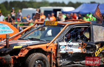 Około 80 zawodników wzięło udział we Wrak Race Wschowa