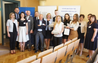 Sukces licealistek z Zana - II miejsce i wyróżnienie