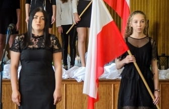 Nie rzucim ziemi skąd nasz ród