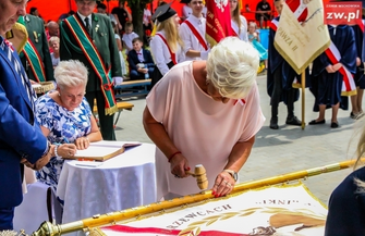Halina Szuman Bóg honor ojczyzna to największe wartości które powinniśmy przekazywać następnym pokoleniom