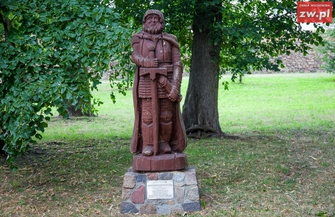 Drewniane figury wymagają konserwacji