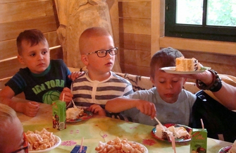 Zaczarowany świat kolorów w przedszkolu Kraina Tęczy