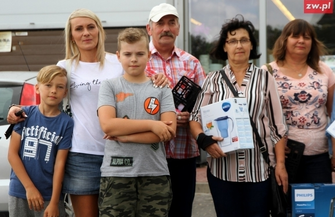 Nagrody za wierszyki w konkursie Bricomarche