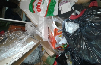 Mieszkańcy palą plastik Straż Miejska interweniuje