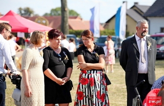 Boryczka Obiecujemy sprawiedliwie dzielić tymi bochnami chleba