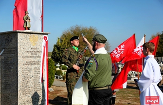 Odsłonięto obelisk ku pamięci działaczy niepodległościowych