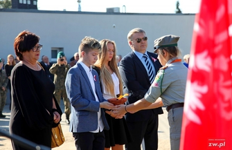 Odsłonięto obelisk ku pamięci działaczy niepodległościowych