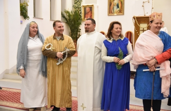 Święty zwycięża - galeria