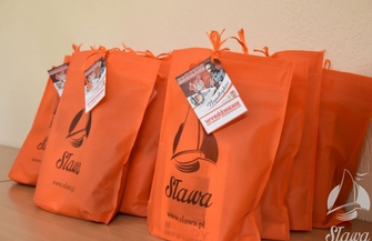 Wzbogacili wystawę swoimi pracami