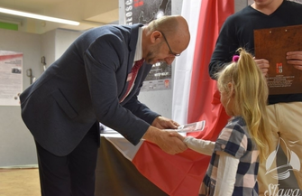 Wzbogacili wystawę swoimi pracami