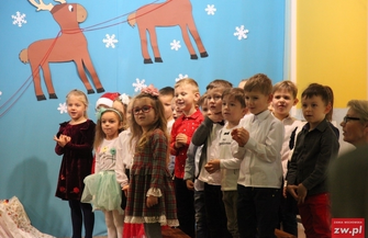Wizyta biskupa Miry w przedszkolu