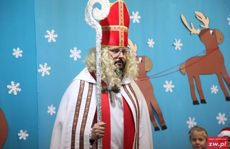 Wizyta biskupa Miry w przedszkolu