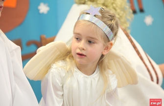 Wizyta biskupa Miry w przedszkolu