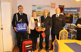 Trzy jednostki OSP otrzymały na gwiazdkę sprzęt ratowniczy