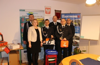 Trzy jednostki OSP otrzymały na gwiazdkę sprzęt ratowniczy