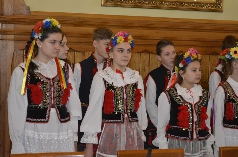 Śpiewająca wizyta w górowskim magistracie