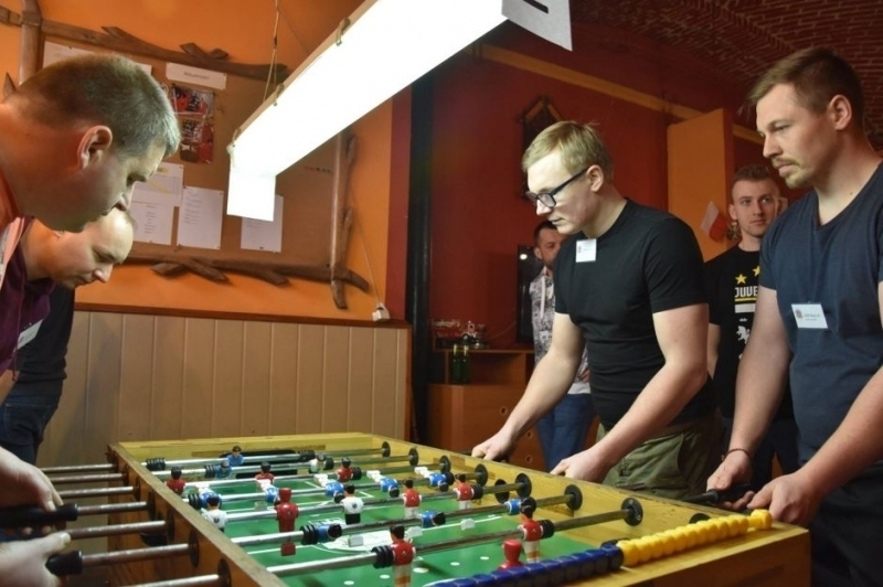 Strażacki turniej piłkarzyków stołowych