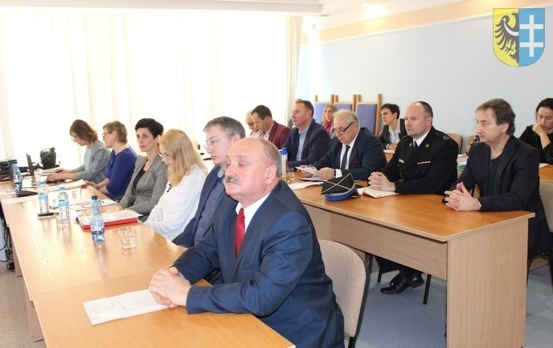 Sprawozdanie z prac Zarządu Powiatu