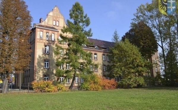 Informacja o wywieszeniu wykazu dla lokalu położonego w budynku Powiatu Wschowskiego
