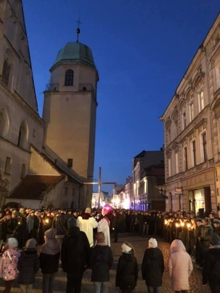 Droga Krzyżowa ulicami Wschowy