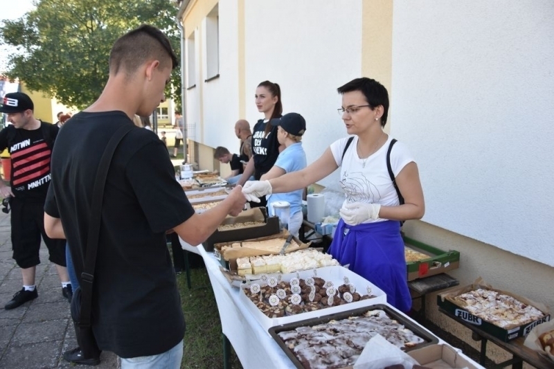 Dąb zagrał charytatywnie