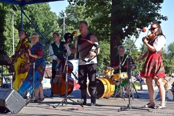 Kresowa niedziela nad jeziorem