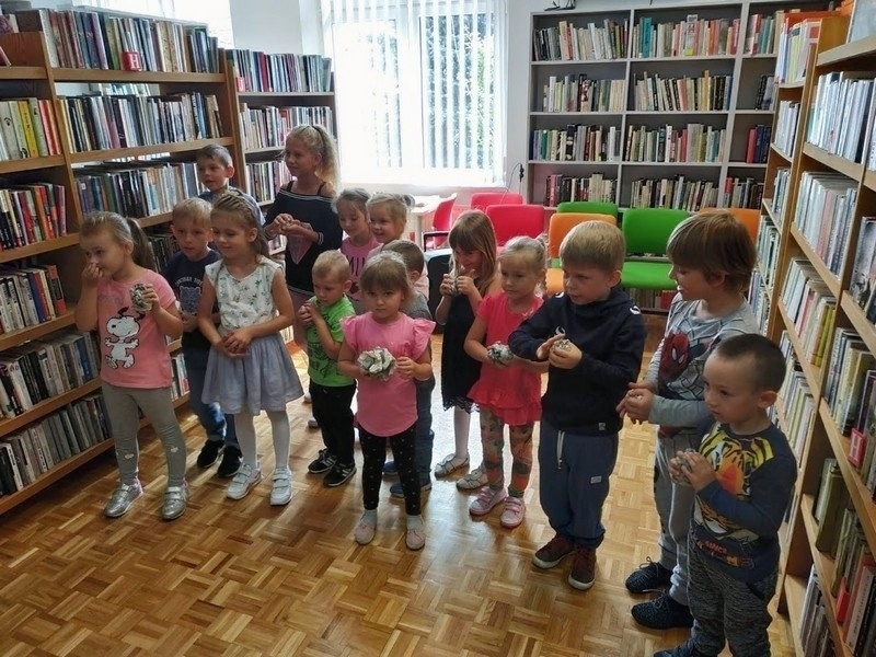 Mali piraci w bibliotece