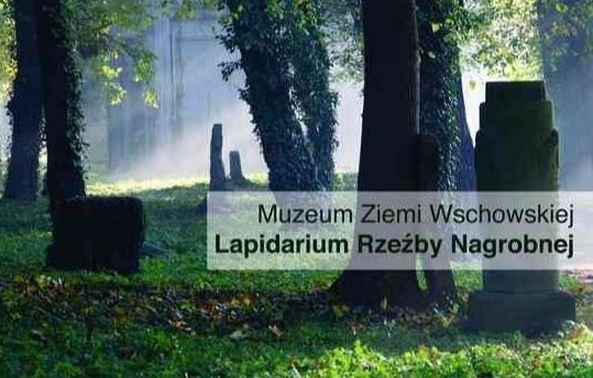 Spacer po Lapidarium Rzeźby Nagrobnej