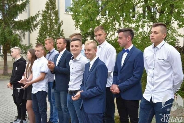 Rozpoczęcie nowego roku szkolnego w Zespole Szkół Ponadpodstawowych