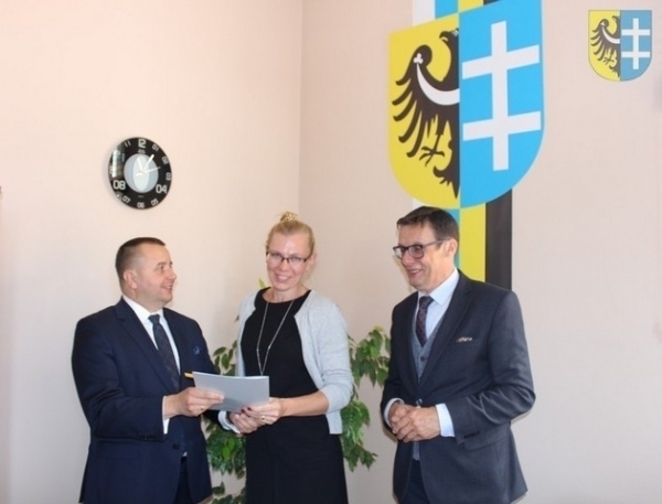 Umowa z firmą MILLA podpisana. PKS w powiecie