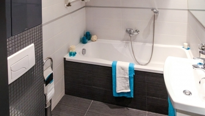 Czym charakteryzuje się dobry płytkarz?