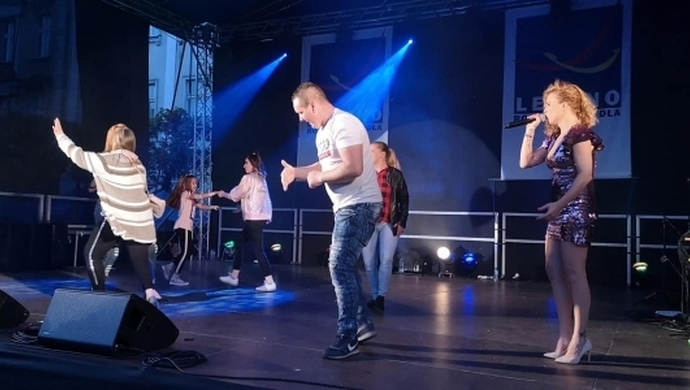 Ze "Smoka" na leszczyński Rynek (foto i video)