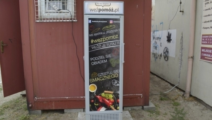 Nie marnuj dobrego jedzenia. Napełnij Lodówkę Społeczną